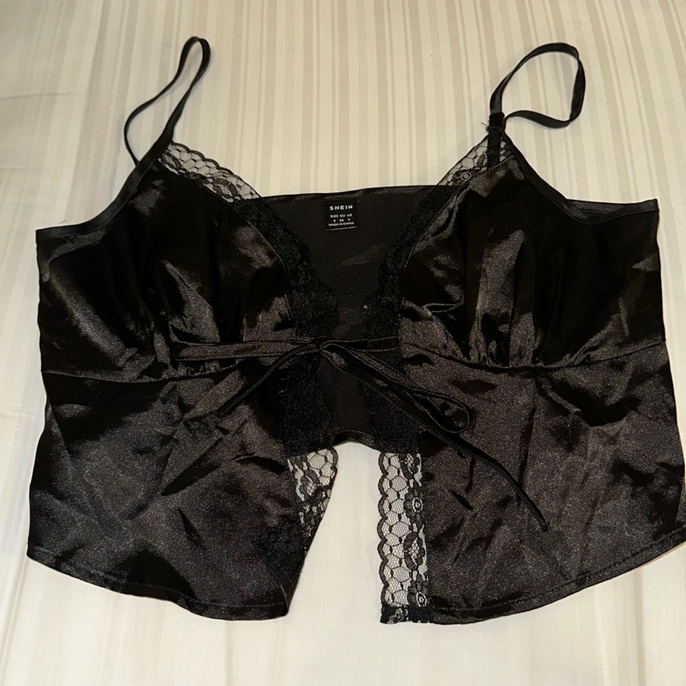 SHEIN tie front top